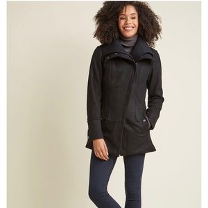ModCloth/Steve Madden “Diagonal Alley” coat 🖤